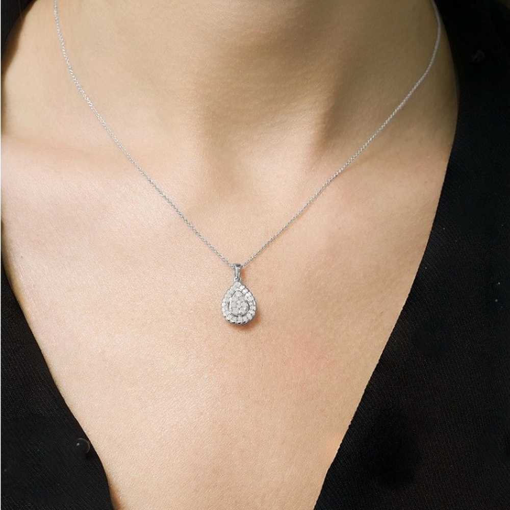 NWT Diamond Sterling Pear Teardrop Pendant Necklace
